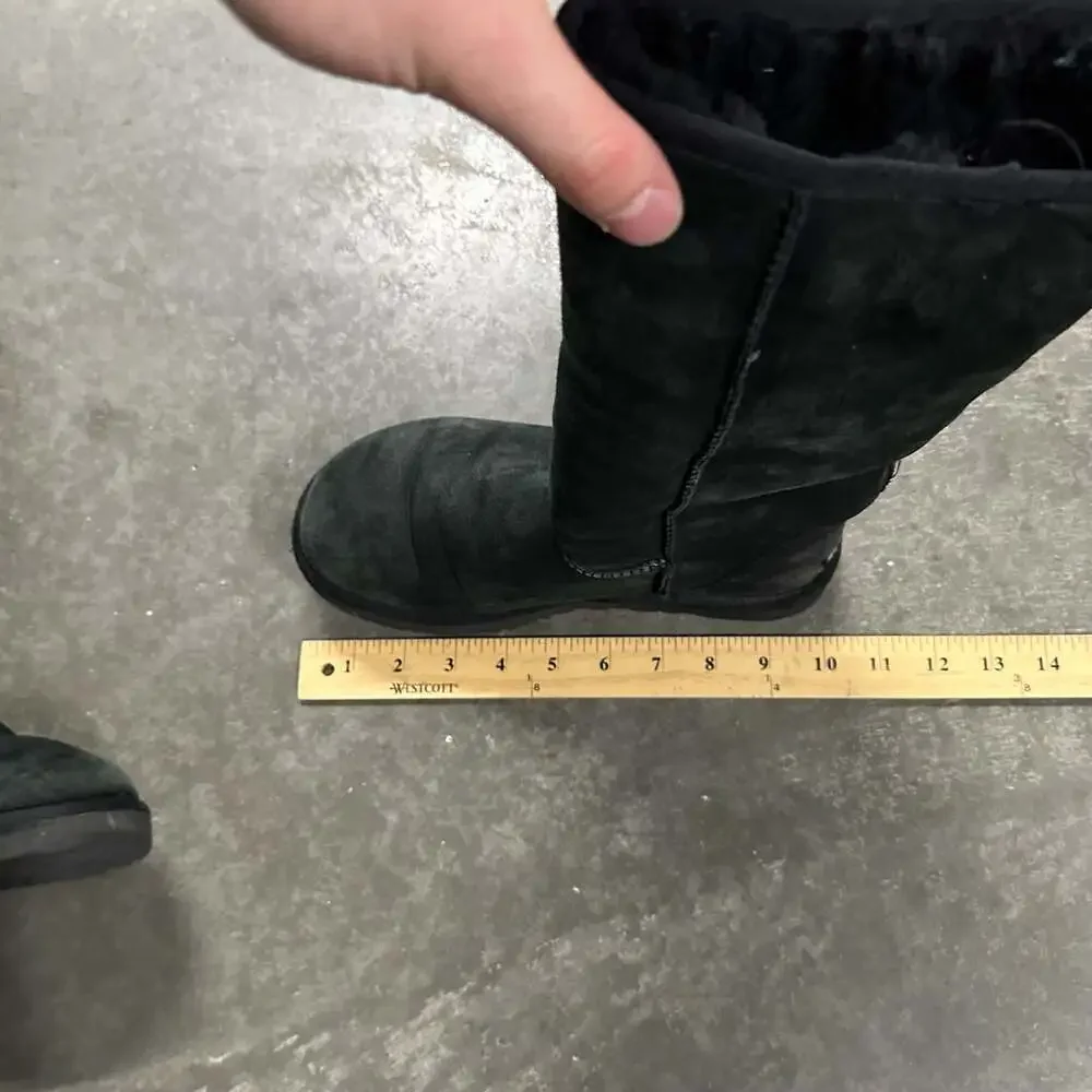 UGG australia classic